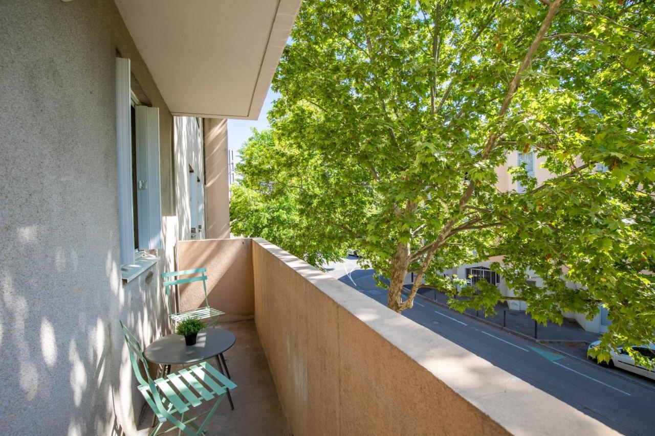 T4 Climatise Au Pied Des Rempart Avec Parking Lejlighed Avignon Eksteriør billede